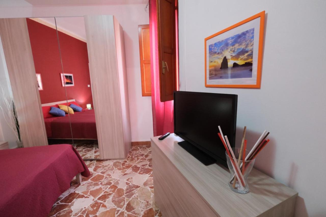 Il Vecchio Bastione Villa Ачи Кастело Екстериор снимка